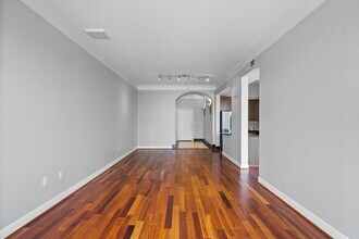 3333 Allen Pkwy in Houston, TX - Building Photo - Building Photo