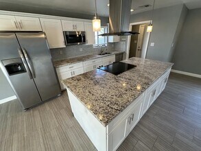 8718 E Plaza Ave in Scottsdale, AZ - Building Photo - Building Photo