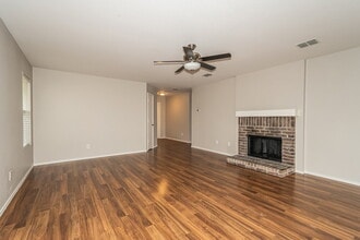1640 Diamond Lake Trail in Justin, TX - Building Photo - Building Photo