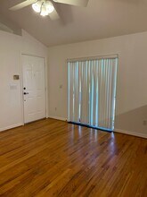 20110 Ralston St, Unit B in Orlando, FL - Foto de edificio - Building Photo