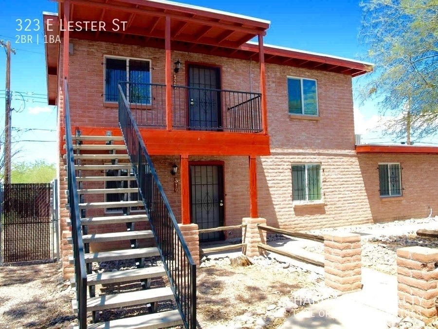 323 E Lester St in Tucson, AZ - Building Photo