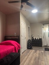 3824 W Bismark Dr, Unit Bismark Studio in Meridian, ID - Building Photo - Building Photo