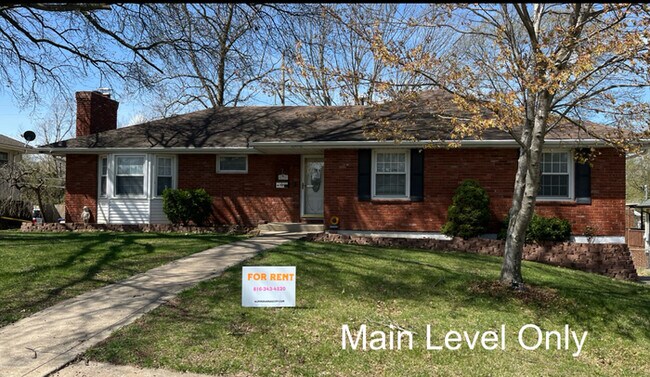 property at 6716 N Michigan Ave