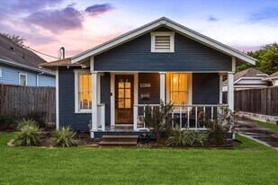 912 Kern St in Houston, TX - Building Photo