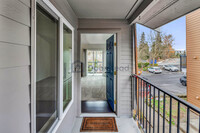 2617 S 272nd St, Unit Apt 16 in Kent, WA - Foto de edificio - Building Photo