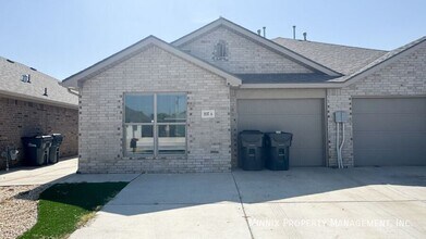 2137 N Texas Ave in Lubbock, TX - Building Photo - Building Photo