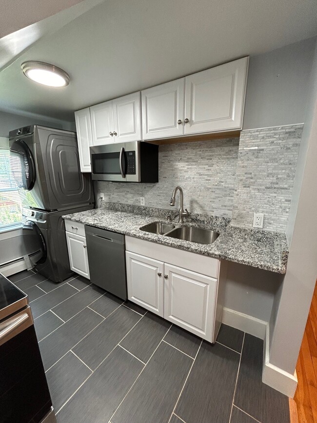 122 Brookline St, Unit 2