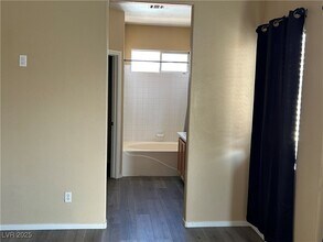 861 Clear Diamond Ave in Las Vegas, NV - Building Photo - Building Photo