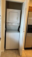 2766 SW 82nd Ave in Miramar, FL - Building Photo - Building Photo