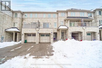 401 Rossland Rd E in Ajax, ON - Building Photo - Building Photo