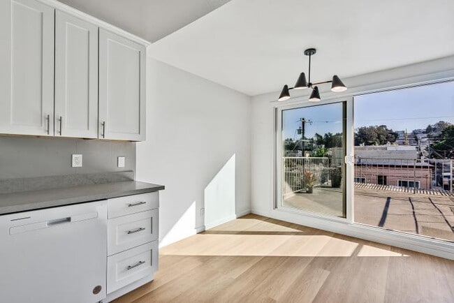 750 Bacon St, Unit 1 in San Francisco, CA - Building Photo - Building Photo