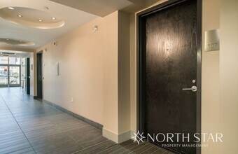 1260 NW Naito Pky in Portland, OR - Building Photo - Building Photo