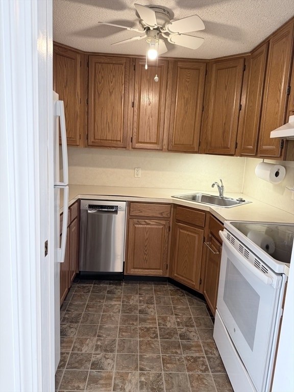 221 Rock St in Norwood, MA - Building Photo - Building Photo