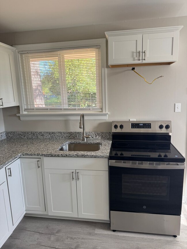 8714 Greycliff Rd in Richmond, VA - Building Photo - Building Photo