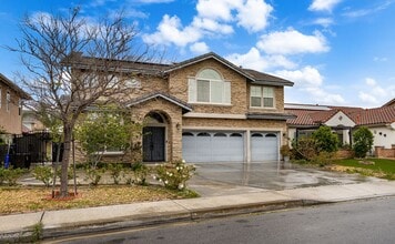 14964 Pepperdine Dr in Fontana, CA - Building Photo - Building Photo