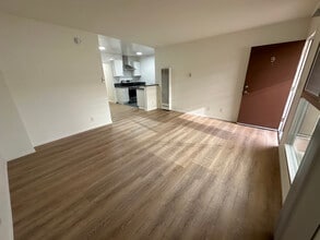 1262 Granville Ave in Los Angeles, CA - Building Photo - Building Photo