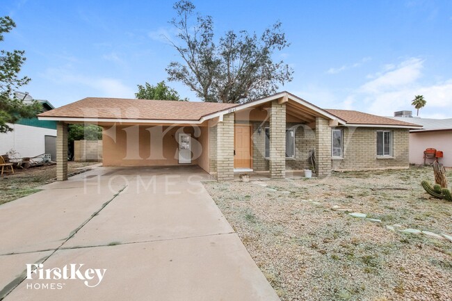 property at 3846 W Dalphin Rd