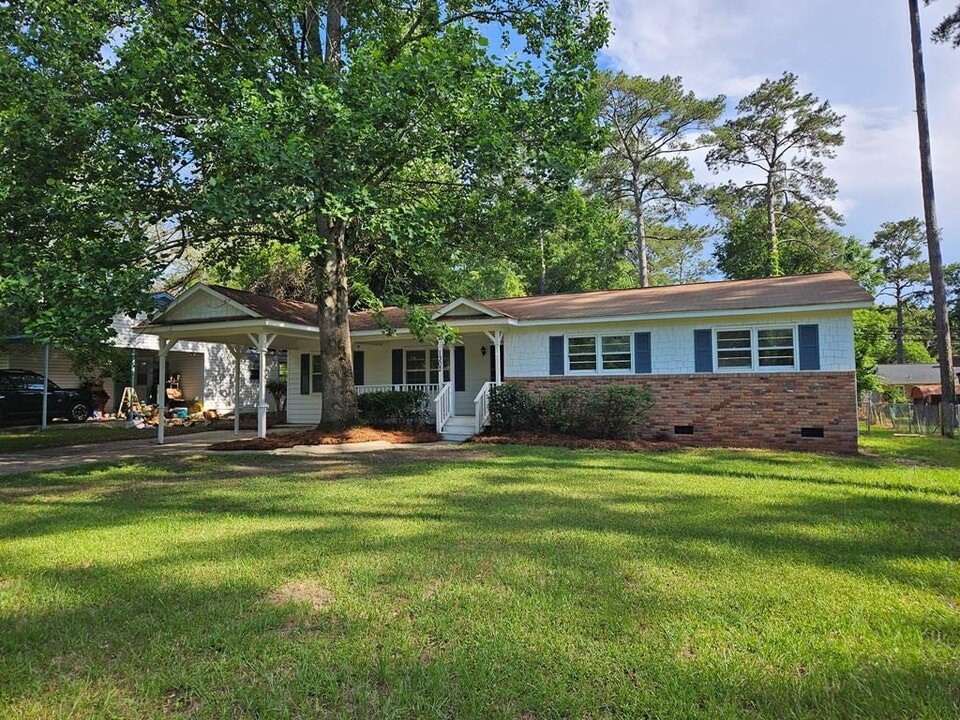 1302 Gary Ave in Albany, GA - Building Photo
