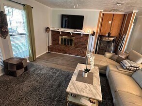 2545 Norway Dr in Garland, TX - Building Photo - Building Photo