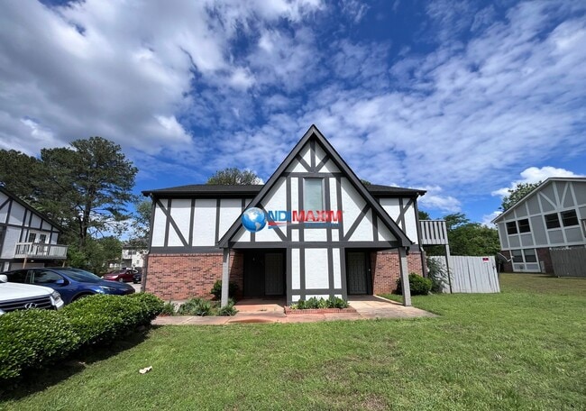 property at 1750 Wesley Way NW