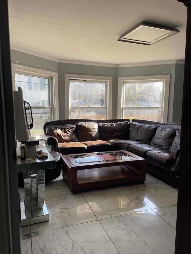 301 Riverside Ave, Unit FirstFloorFront