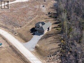 580 Patterson Rd in Kawartha Lakes, ON - Building Photo - Building Photo
