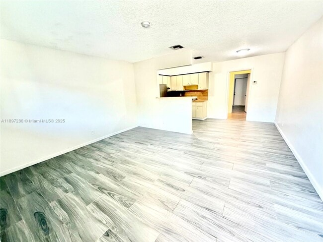 property at 1821 N 17th Ct