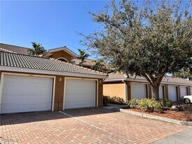 1108 Winding Pines Circle in Cape Coral, FL - Building Photo
