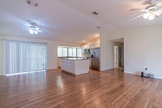607 SW Lucero Dr in Port St. Lucie, FL - Building Photo - Building Photo