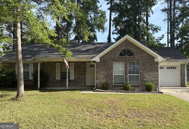 property at 108 Crestwood Ct