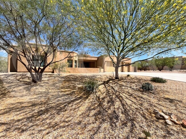 9398 E Desert Milkweed Ct in Corona De Tucson, AZ - Building Photo - Building Photo