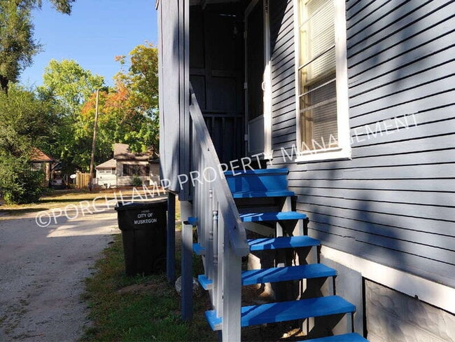 668 Amity Ave in Muskegon, MI - Building Photo - Building Photo