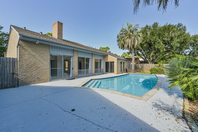 11826 Cedar Pass Dr