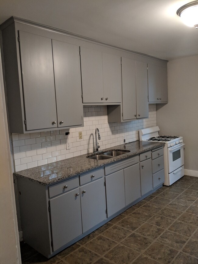 property at 3246 Humboldt Ave S
