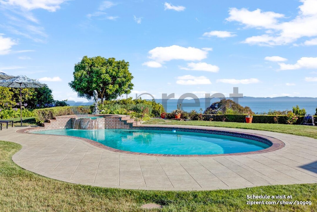 623 Sunrise Vista Way in Santa Barbara, CA - Building Photo