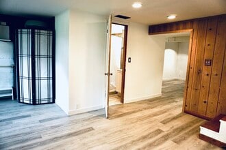 12036 26th Ave. S., Unit Lower Level in Seattle, WA - Building Photo - Building Photo