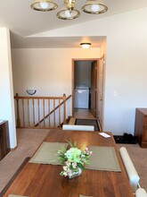 812 Van Es Pkwy, Unit 4 in Eau Claire, WI - Foto de edificio - Building Photo