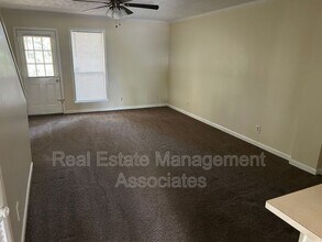 152 Westwind Ct in Griffin, GA - Building Photo - Building Photo