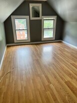478 Lincoln Pl, Unit It’s a room not apt in Orange, NJ - Building Photo