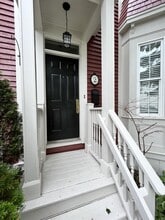 2 Howe Pl in St John's, NL - Building Photo - Building Photo