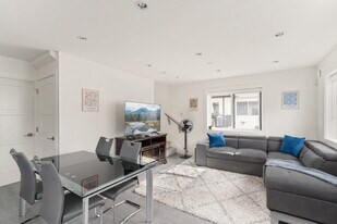 1061 E 59th Ave, Unit SI ID1539966P in Vancouver, BC - Building Photo