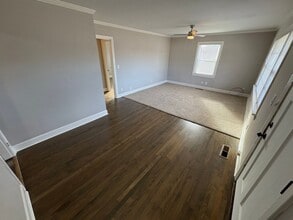 397 Franklin Rd in Lebanon, TN - Foto de edificio - Building Photo