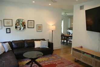 3109 Wheeler St in Austin, TX - Foto de edificio - Building Photo