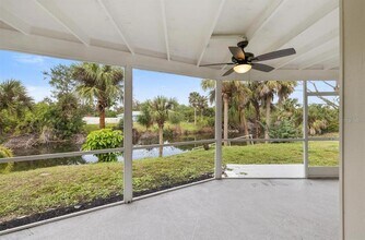 21066 Midway Blvd in Port Charlotte, FL - Building Photo - Building Photo