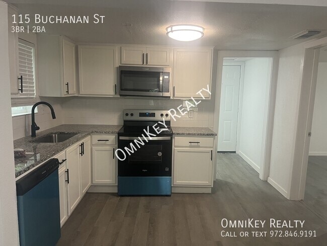 115 Buchanan St in Whitesboro, TX - Building Photo - Building Photo