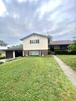 1204 Philip St in Morgantown, WV - Building Photo