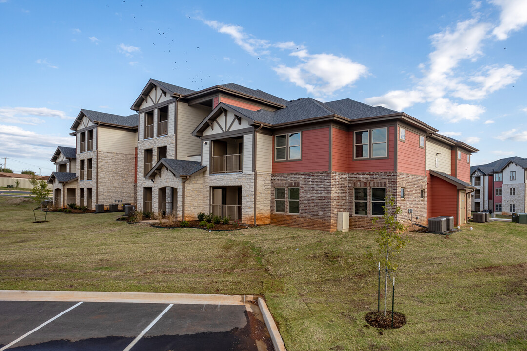 The Estates at Rockwell in Oklahoma City, OK - Foto de edificio