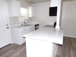 1133 S Madison Ave in Dallas, TX - Building Photo - Building Photo