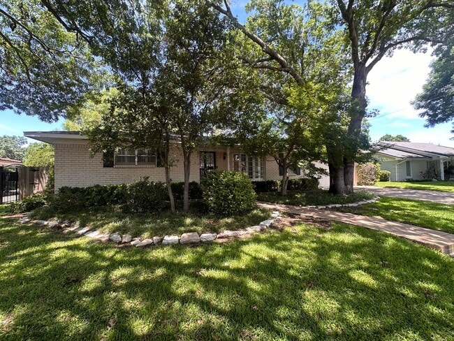 4536 Cloudview Rd in Fort Worth, TX - Building Photo - Building Photo