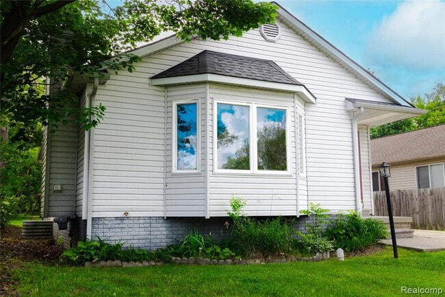 421 Harvey Ave in Pontiac, MI - Building Photo - Building Photo